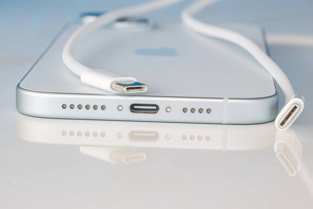 iPhone 15 Plus / 256 Go ROM 6 Go RAM